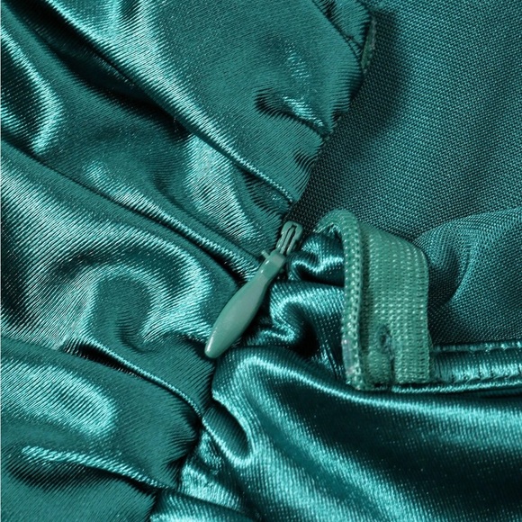 Emerald Green Deep V Neck Backless Ruched Long Wedding Slip Sheath Dress - Picture 9 of 12